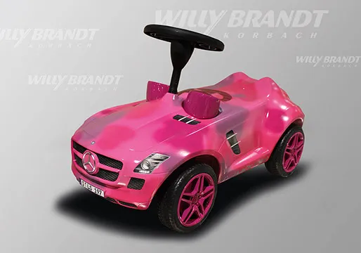 Bobby-Car mit pinker Camouflage-Sonderlackierung